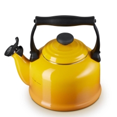 Le Creuset Traditional Kettle Nectar