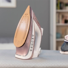 Russell Hobbs 2600W Pearl Glide Iron Rose Gold
