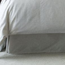 Fable Beaumont Base Valance Silver