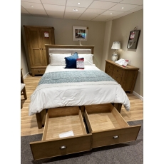 Harleston Oak Bed Frame King 150cm (Bury St Edmunds)