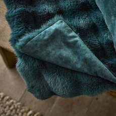 Deyongs Fernley Faux Fur Dark Green Throw 200cm x 150cm