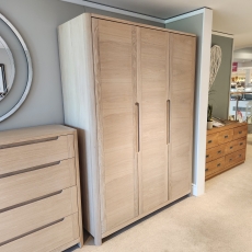 Belgravia Triple Door Wardrobe (Ipswich)