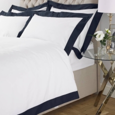 Paoletti Harvard Duvet Set Navy & White