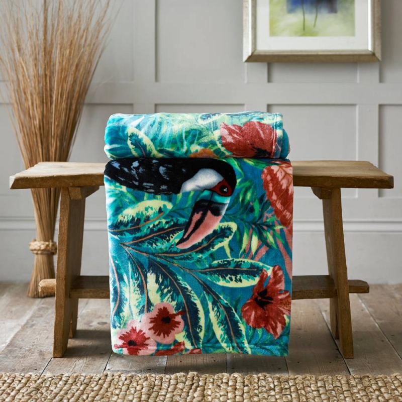 Deyongs Toucan Lake Throw 140 x 180cm