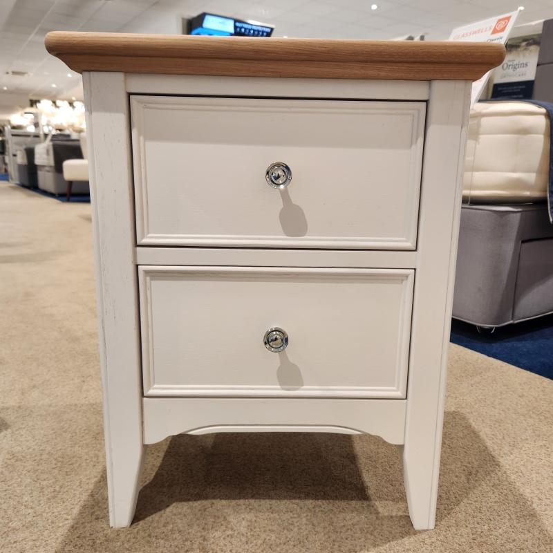 New England Painted Bedside Chest (Ipswich)