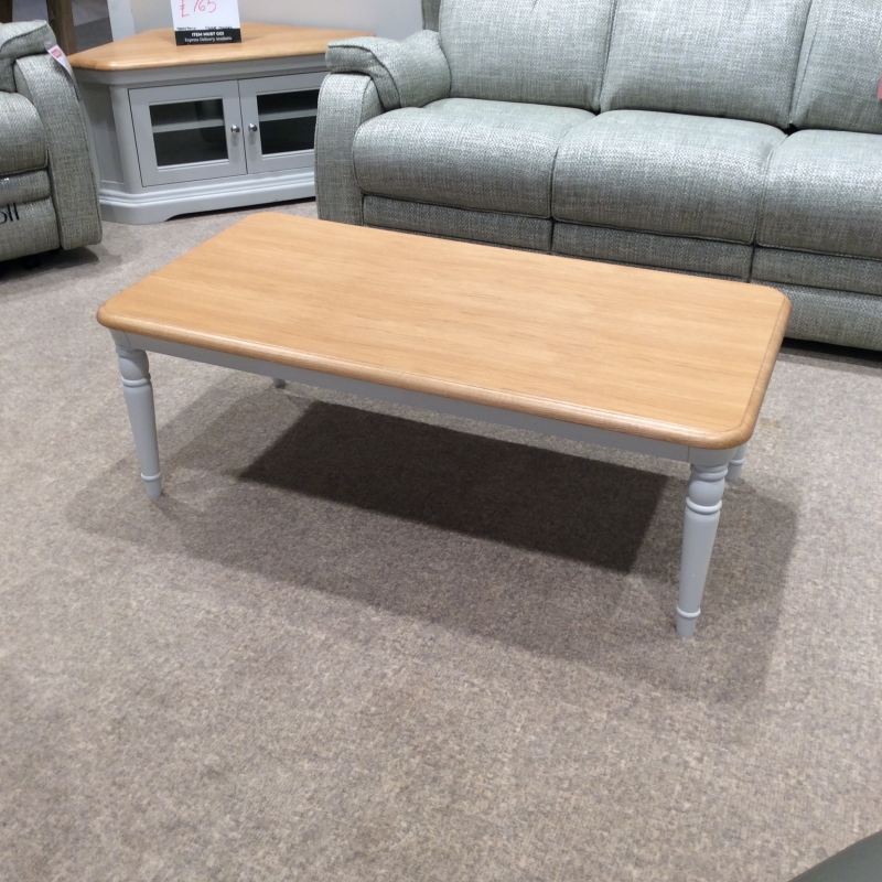 Stag Crompton Coffee Table (Bury St Edmunds)