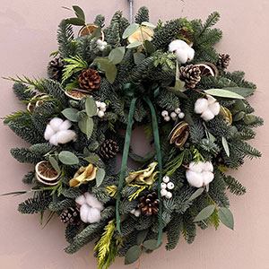 frosty-forest-wreath-carly-marie-300px